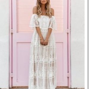 Off the shoulder lace maxi dress size small